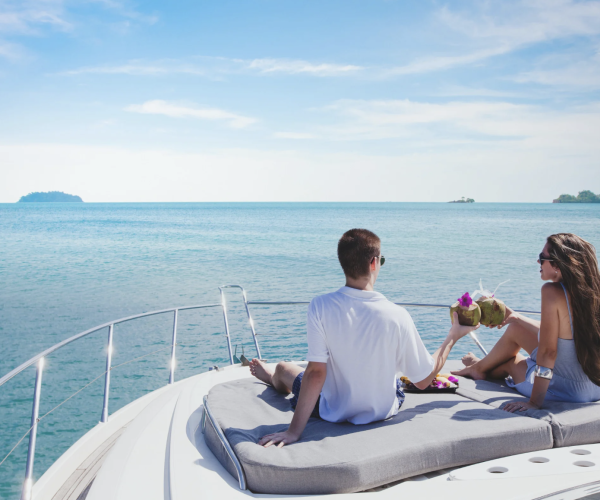 portonovo-amenities-yacht portonovo-amenities-yacht